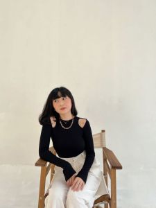 AMstore999 - Honey Top - Atasan Long Sleeve - Atasan Basic Knit - Atasan Lengan Panjang Wanita - Atasan Knit - Cut Out Ribbed Knit