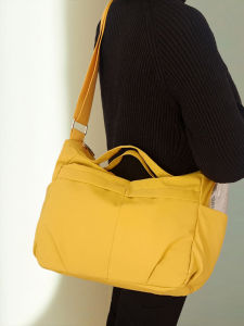 Ultra-Light Tote Bag Womens Crossbody Large Capacity Fashionable Handbag Casual Canvas Bag with Multiple Pockets