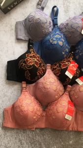 Bra Brukat BH Tanpa Kawat Size 38 Motif Bunga Elegan Busa Sedang