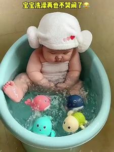 Wind-Up Bath Time Toy for Babies