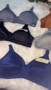 ชุดชั้นในผู้สูงอายุ ไร้โครง ไร้ฟองน้ำ 3ตะขอ นื้อผ้าลื่น คัพB ผ้ายืด เสื้อในคนแก่ สายบ่าปรับได้ [34-42]