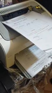 Máy in HP 1102 nhỏ gọn in êm mới 90%