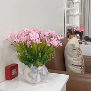 Chậu Hoa Lụa Trang Trí Chậu Hoa Thủy Tiên Để Bàn Trang Trí Bàn Trà Bàn Học Kệ Tủ Kệ Tivi DC-444