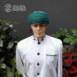 Peci Sorban Permanen Semi Imamah Hijau Model Candra Sumirat Praktis Siap Pakai - Udeng Blangkon Sunda Iket Sunda Praktis Candra Sumirat - Peci Semi Imamah Permanen Siap Pakai