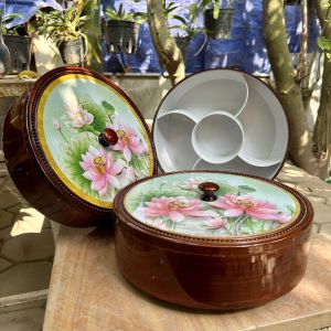 khay đựng bánh keo bông sen khay nhựa đựng mứt tết bông sen