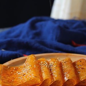 【XBYDZSW】【High Quality and Fast Delivery】Old-fashioned Spicy Slices 80g Childhood Nostalgic Net Red Spicy Strip Snacks Spicy Dried Tofu 辣片