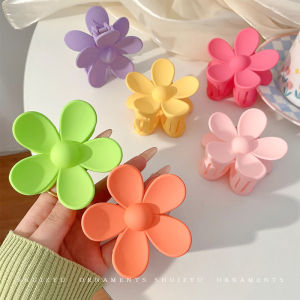 Large Size Flower Hair Clips Womens Hair Accessories Shark Fin Clips Stylish Trendy Headwear Back of Head Hairpins