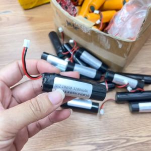 Pin Tông đơ 3200mAh - Pin Tông Đơ Wahl - Dùng Liên Tục 3 Tiếng