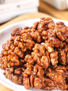 New Arrival 500g Large Grain Amber Walnut Kernels Ready to Eat Delicious Snack for Pregnant Women Xinjiang Paper Shell Walnut