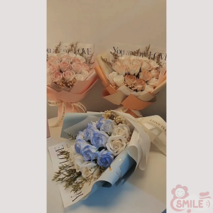 Smile😊 พร้อมส่ง💯 ดอกกุหลาบช่อใหญ่ 18 ดอก พร้อมกล่อง ดอกกุหลาบ ของขวัญวันวาเลนไทน์ กล่องของขวัญ วาเลนไทน์ ดอกไม้ ช่อดอกไม้