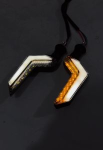 Xi nhan rời chữ Z led audi gắn cho các dòng xe máy  xe điện 12v ( giá 1 cặp )