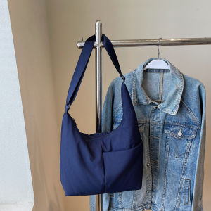 Laid-back Style Large Capacity Crossbody Bag Womens New Super Popular Korean Version INS Underarm Single Shoulder Tote Bag Casual Versatile Handbag