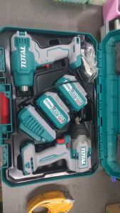 TOTAL ชุดคอมโบเซ็ต รุ่น TOSLI240489 combo set ชุดที่ 65 (Cordless 2 Pcs combo kit) บ็อกไร้สาย + เป่าลมร้อนไร้สาย 20V