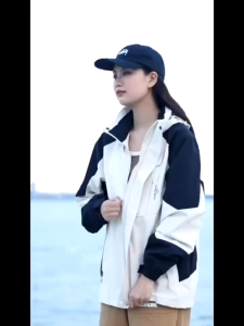 【VIDKHSY Store】Womens Waterproof Windproof Jacket Hiking Camping Raincoat Outdoor Sports Coat Hooded Windbreaker for Cycling Mountaineering Motorcycle Casual