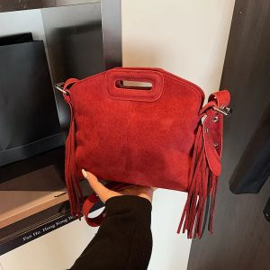 Fashion Tassel Bag Light Luxury And Simple Womens Handbag Casual Versatile Advanced Crossbody Bag Travel Commuter Shoulder Bag