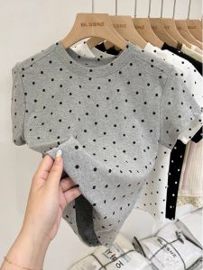 Áo Thun Tay Ngắn Cổ Tròn Họa Tiết Chấm Bi Thường Ngày Cho Nữ Dáng Ôm Thiết Kế Đơn Giản Thoải Mái Mùa Hè 2025