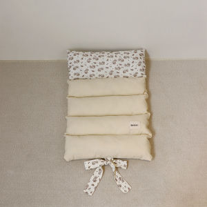 Foldable Pet Dog Bed Cat Carrier Sleeping Mat Cat Ownership Special Soft Car Mat Pet Dog Cotton Surface Four Seasons PP Cotton Filling