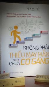 Sách: Không Phải Thiếu May Mắn Chỉ Là Chưa Cố Gắng