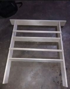 rak penyipan bensin rak kayu untuk jualan bensin