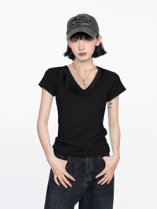 QIAOJIAOYA | Áo Thun Ôm Body Cổ V Tay Ngắn