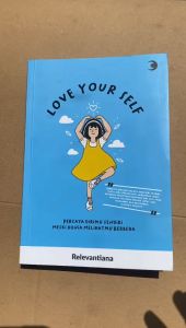 Buku Love Yourself - Relevantiana