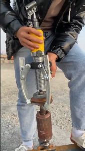 Vam cảo thủy lực 5 tấn Kapusi Nhật Bản YL-5T  chuyên dụng tháo lắp vòng bi bạc đạn  tự định tâm