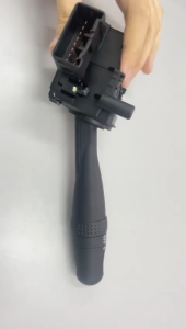 TOYOTA VIOS NCP42 2003 TOYOTA ALTIS E120 E130 2003 HEAD LAMP TURN SIGNAL SWITCH SUIS LAMPU SIGNAL 13PIN 84140-OD060