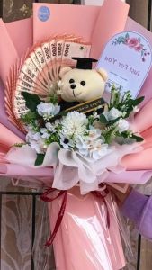 Buket Uang 15-20 Lbr & Bunga Boneka: Wisuda & Ulang Tahun