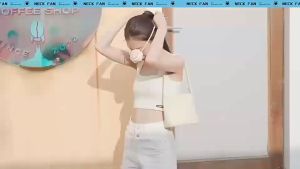 เป็นเครื่องพัดลมห้อยที่พัดลมแขวนคอมันตราย มีความงามของ 900mAh จา