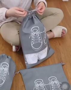 Tas Serut/ Tempat Sepatu Tali Serut Anti Air Tas Serut Sepatu/Sendal Wadah Sepatu Serut Travel Kantong Sepatu