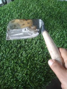 PEMOTONG RUMPUT DAN DAHAN POHON BAHAN GERGAJI BAJA ALAT KEBUN