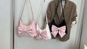 Túi xách nữ đeo vai đeo balo phối Nơ Đại da nhung cao cấp đi chơi dễ thương Thanhthushop68 052