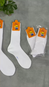 ถุงเท้านักเรียนสีขาวแบบยาว ผ้าไนลอนผ้าดี1 ประกอบสุขภาพ 7-9 9-12 คู่ 5-7 พื้นที่ส่วนกรรม ส่งลึกเพื่อสัมผัสความแตกต่าง สวยงาม