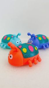 [RÚT CÓT LÀ CHẠY - SÁNG ĐÈN] Đồ chơi Bọ rùa chạy bằng cót dây phát sáng dễ thương cho bé chơi trên sàn kéo cót 2226