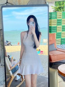 White Off-Shoulder Neck Hanging Skirt Sleeveless High Waist A-Line Dress with Lace Trim Commute Style Summer Season Gown