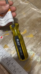 Tô vít cán nhựa 2 cạnh Kingmu K113A-12 inch dài 40cm dùng để vặn ốc vít sử chữa máy móc (GIÁ 1 CÁI)