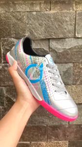 SEPATU FUTSAL ORTUSEIGHT LEGION SILVER ABU HITAM MERAH PINK KUNING SNEAKERS KEKINIAN SEPATU OLAHRAGA TERBARU TERLARIS