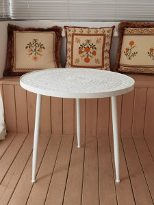 European and American Style Countryside Style Ironwood Retro Sofa Balcony Side Table Table with round Edge Coffee Table Florist Table Homestay Small round Table