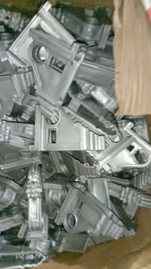 Breket Penyangga Besi Batang Gorden Model EROPA 1 pcs