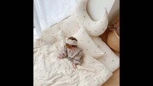 Newborn Baby Posing Pillow Moon Shape Infant Nusing Pillow Crib Bumper Room Decoration Pillow for Pregnant Women