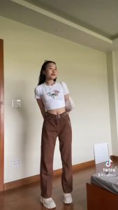 Quần jeans ống suông nâu