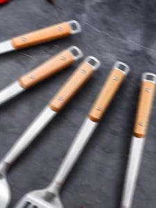 Centong Sayur Dan Spatula Stainless Gagang Kayu Tebal Tahan Panas Kokoh/ Spatula Irus Anti Karat