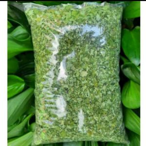 Daun kelor kering 250 gram