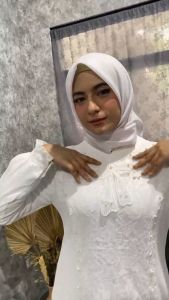 Gamis Putih ELOK Nadhira untuk Lebaran, Haji & Umroh