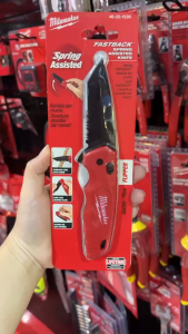 MILWAUKEE มีดพับ ฟันเลื่อย ระบบสปริงช่วยเปิดปิด รุ่น 48-22-1530