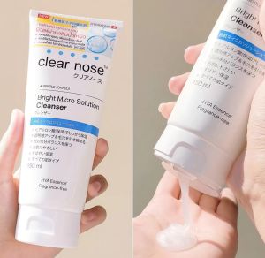 Clear Nose Sunscreen Cleansing Milk Non-Sticky Lightweight Makeup Remover Gentle on Skin Suitable for Sensitive Skin