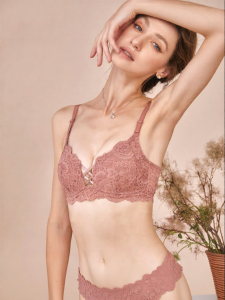 Bust Minimizing Lightweight Wire-Free Anti-Sag Gathering Lace Bra Set
