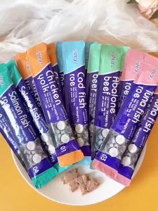 ขนมเลียแมว 100ซอง ขนมแมวเลีย cat snacks อาหารแมวเปียก, อาหารเปียกแมว คละรสชาติ รสไก่และปลา บำรุงผม คุณค่าทางโภชนาการ รสชาติ