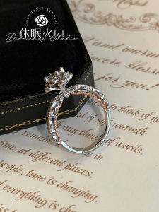 Dormant Volcano Serbian Princess French Vintage Zircon Flower Ring Luxury Niche Design Index Finger Ring Gold Plated Gemstone