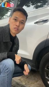 Xịt Dưỡng Bóng Vỏ Lốp Ô Tô OMINO Chính Hãng M10 500ml Phục Hồi Lốp Xe Nhựa Đen - Cải Thiện Độ Bóng Tặng Khăn Lau